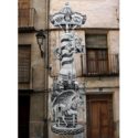 Daniel ‘SAN’ Muñoz paints allegoric mural in front of a sculpture of Franco in Murcia